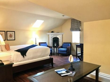 West Cliff Inn, A Four Sisters Inn