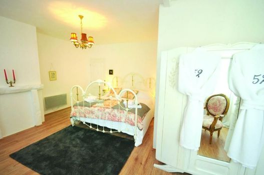 52 Eymet