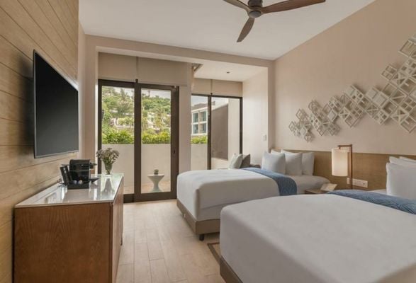 Crimson Resort and Spa Boracay