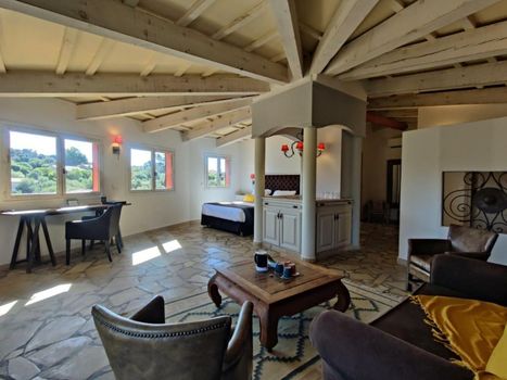 Le Roc E Fiori Hotel - Teritoria