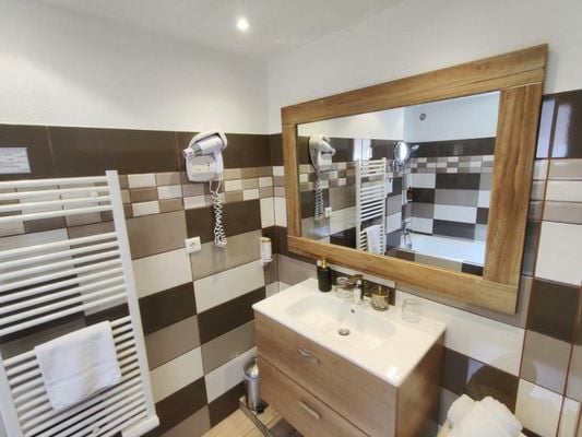 Le Roc E Fiori Hotel - Teritoria