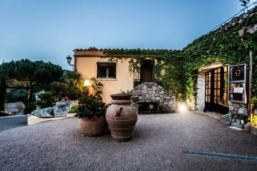 Le Roc E Fiori Hotel - Teritoria