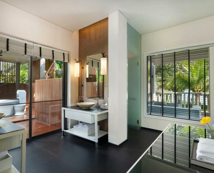 The ShellSea Krabi I Luxury Beach Front Resort & Pool Villa