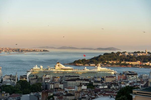 Ravouna 1906 Bosphorus Istanbul