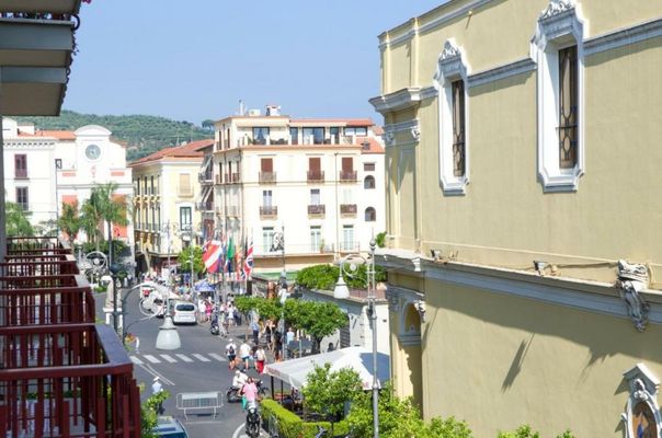 Palazzo Spasiano rooms - SORRENTO CENTER