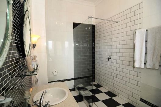 Abbey Manor Luxury Guesthouse