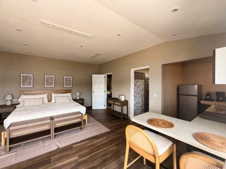 Secret Harbour Boutique Hotel and Marina