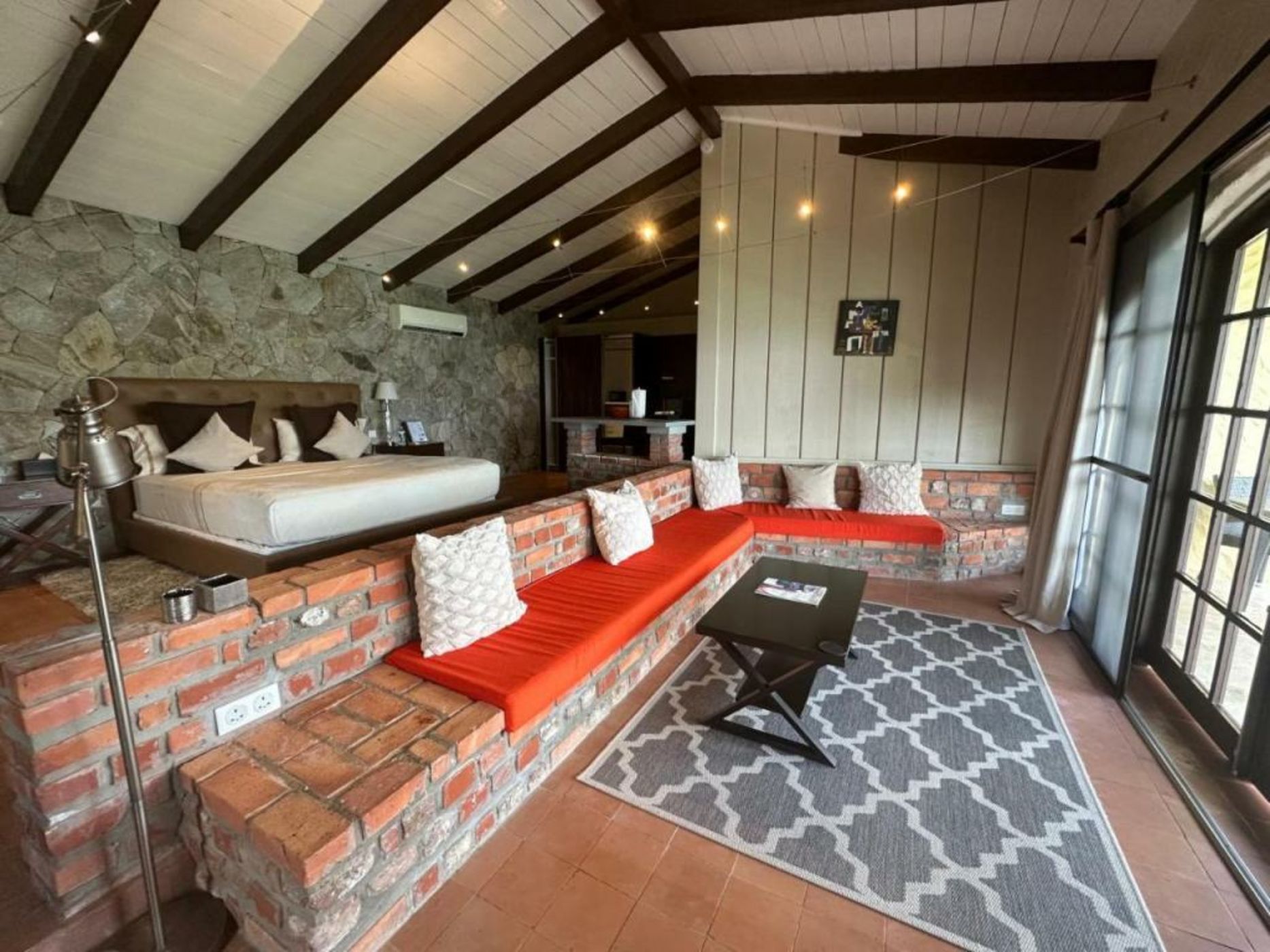 Secret Harbour Boutique Hotel and Marina