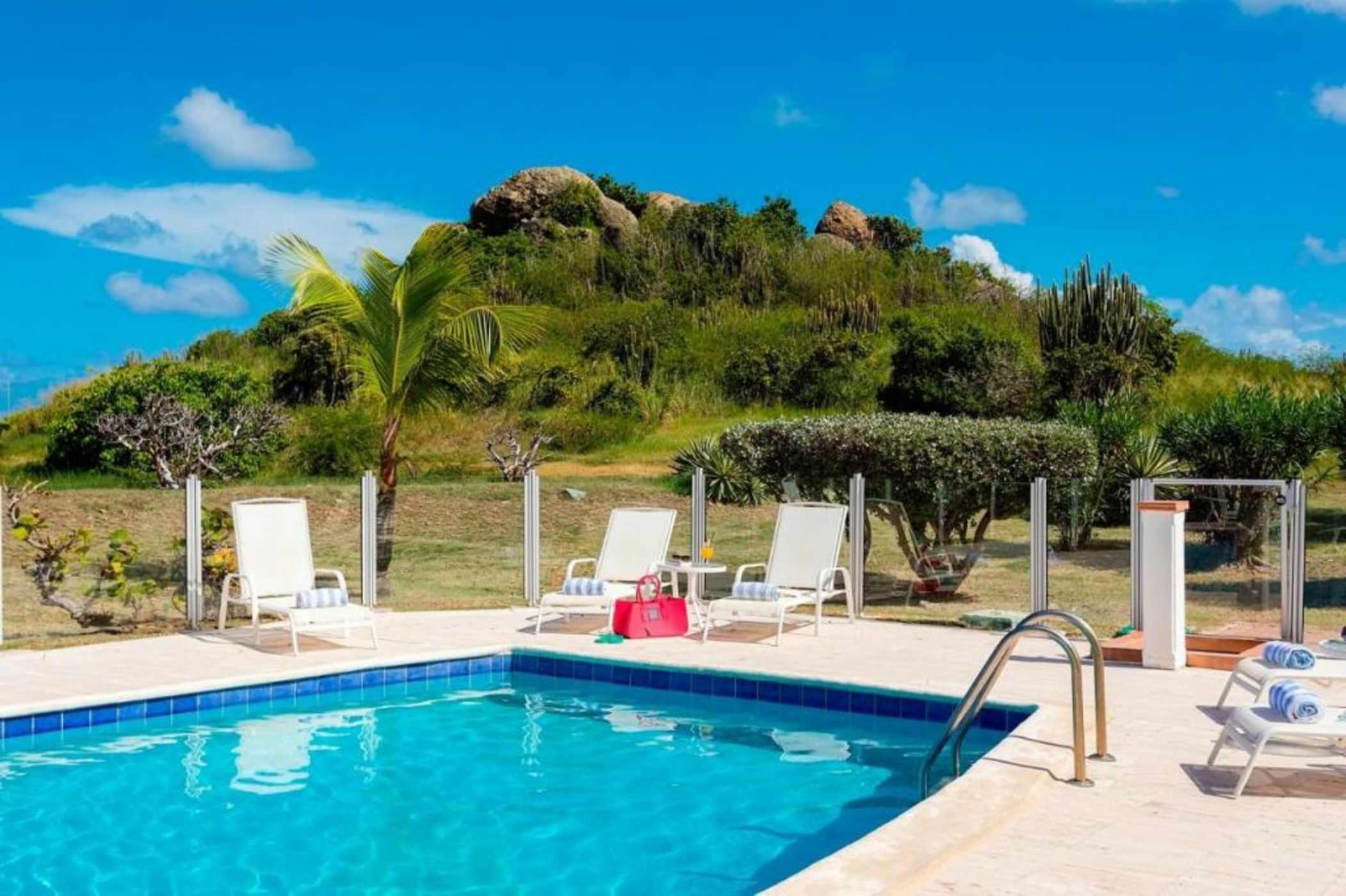 Esmeralda Resort - Orient Bay