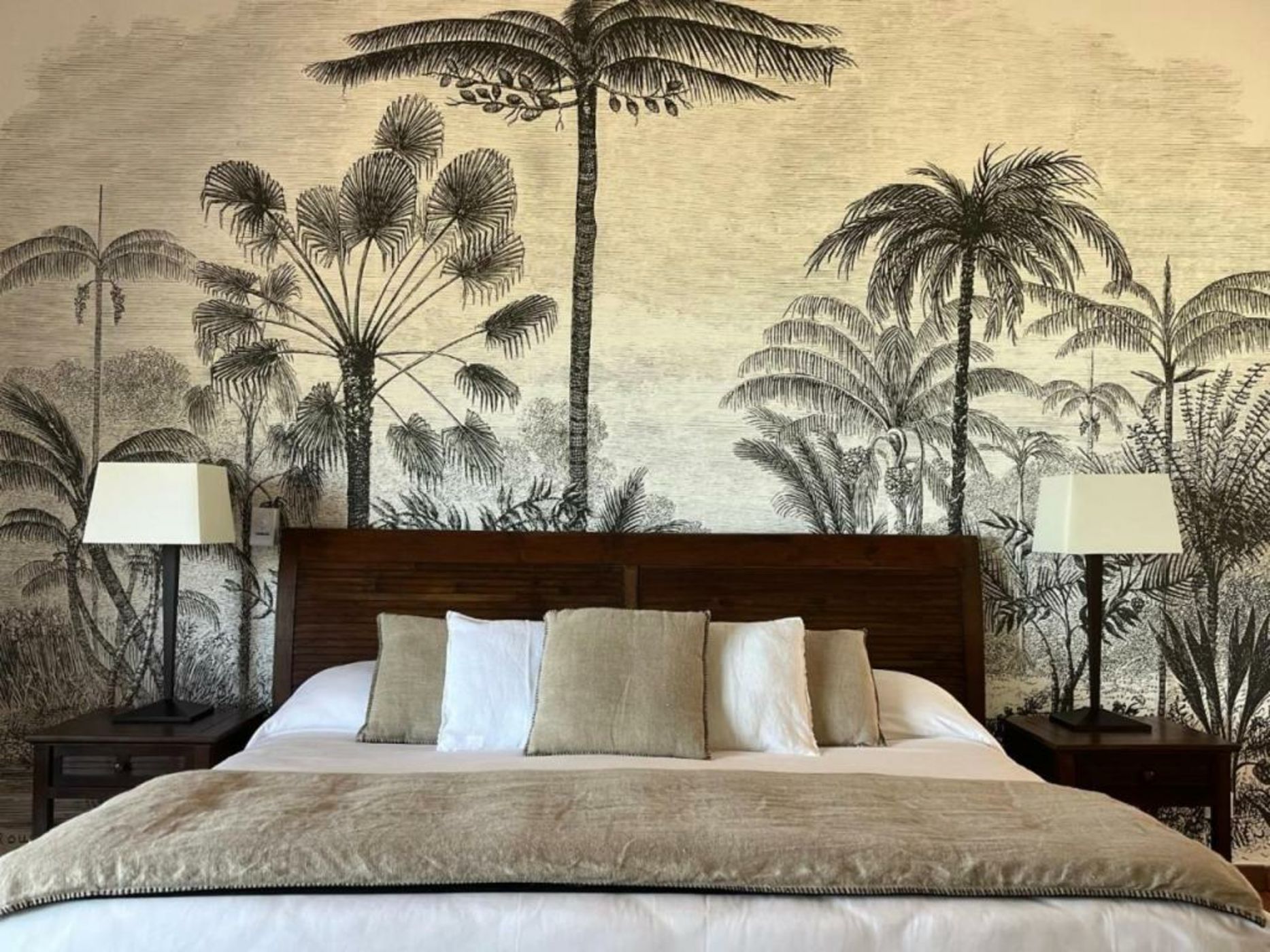 Esmeralda Resort - Orient Bay