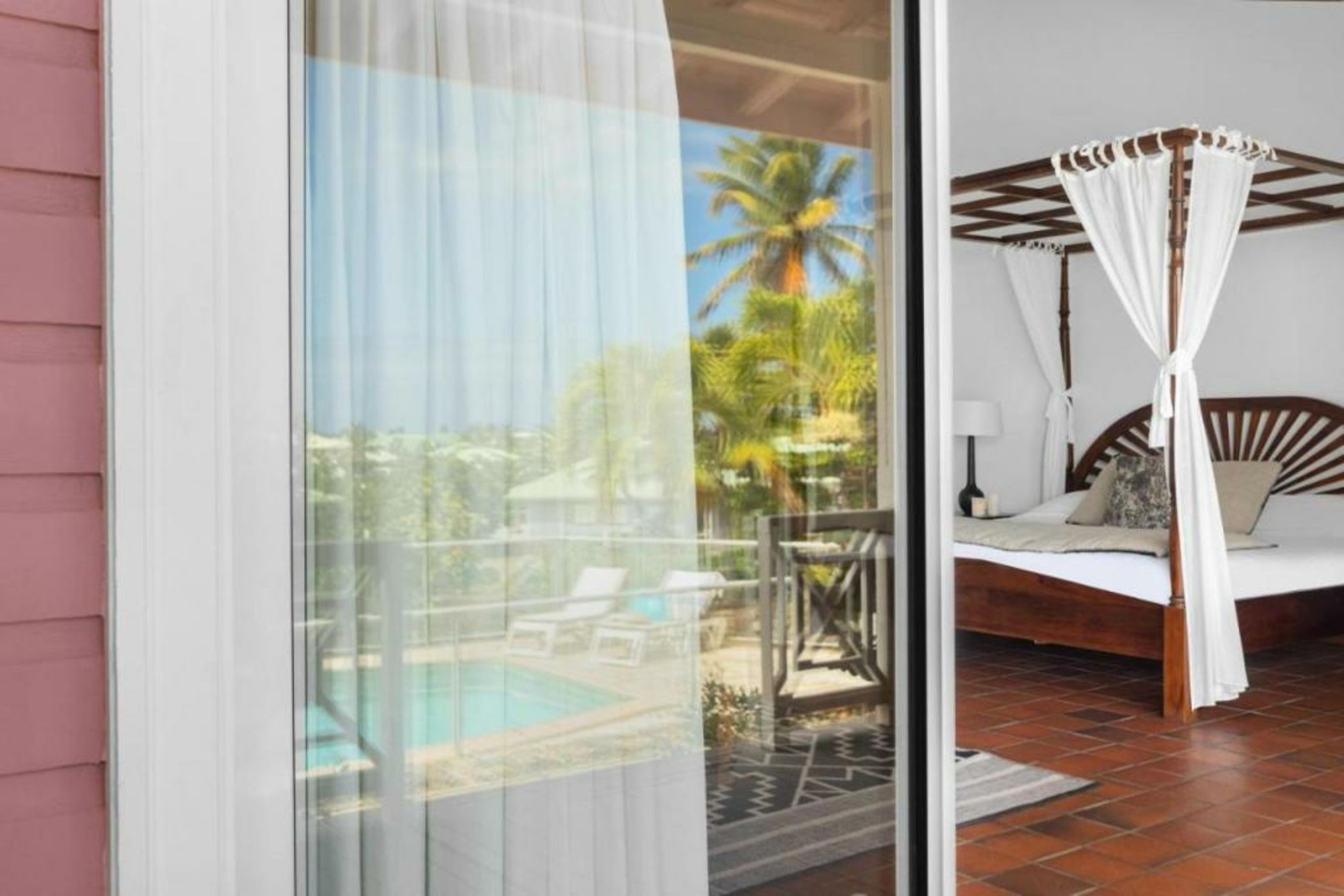 Esmeralda Resort - Orient Bay