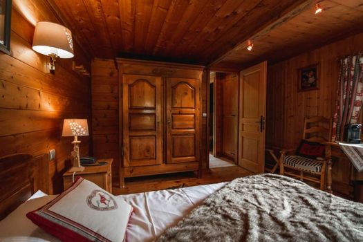 Les Chalets de la Serraz