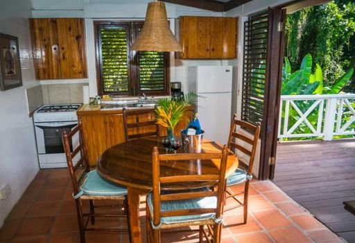 Stonefield Villa Resort