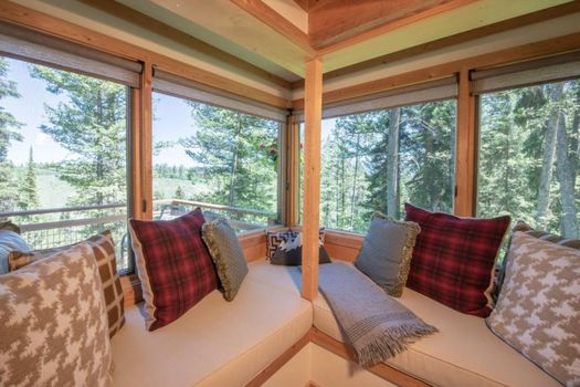 Jackson Hole Hideout