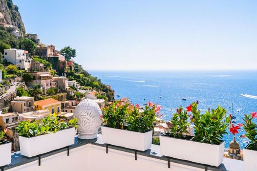 Villa Mary Suites