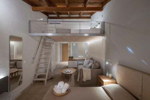 Atrium Hotel