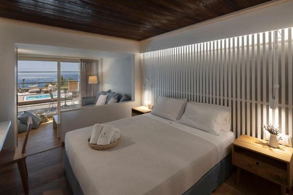 Atrium Hotel