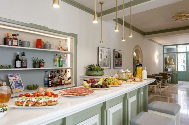 Mythos Suites Boutique Hotel