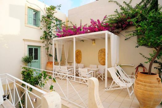 Mythos Suites Boutique Hotel