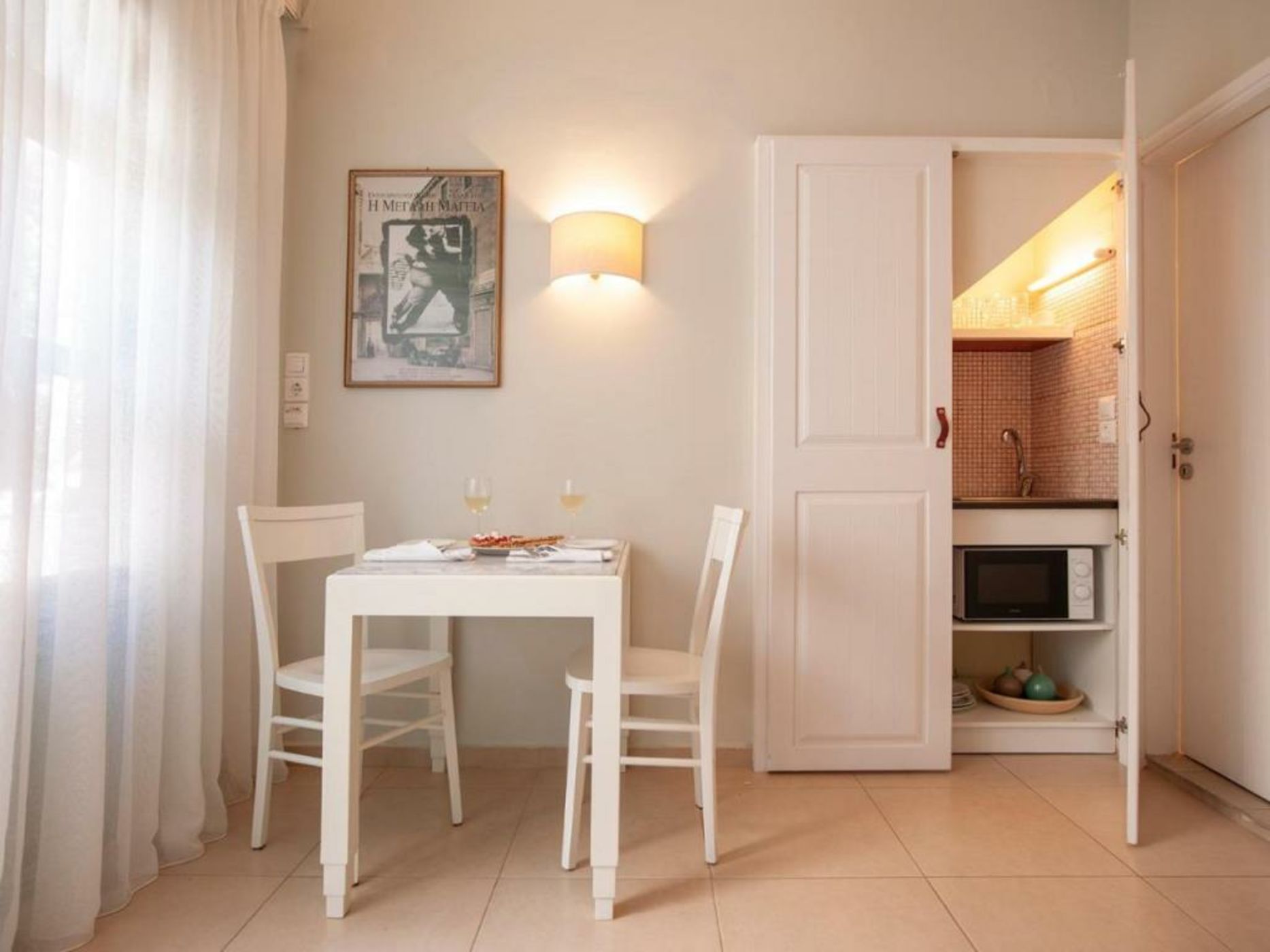 Mythos Suites Boutique Hotel
