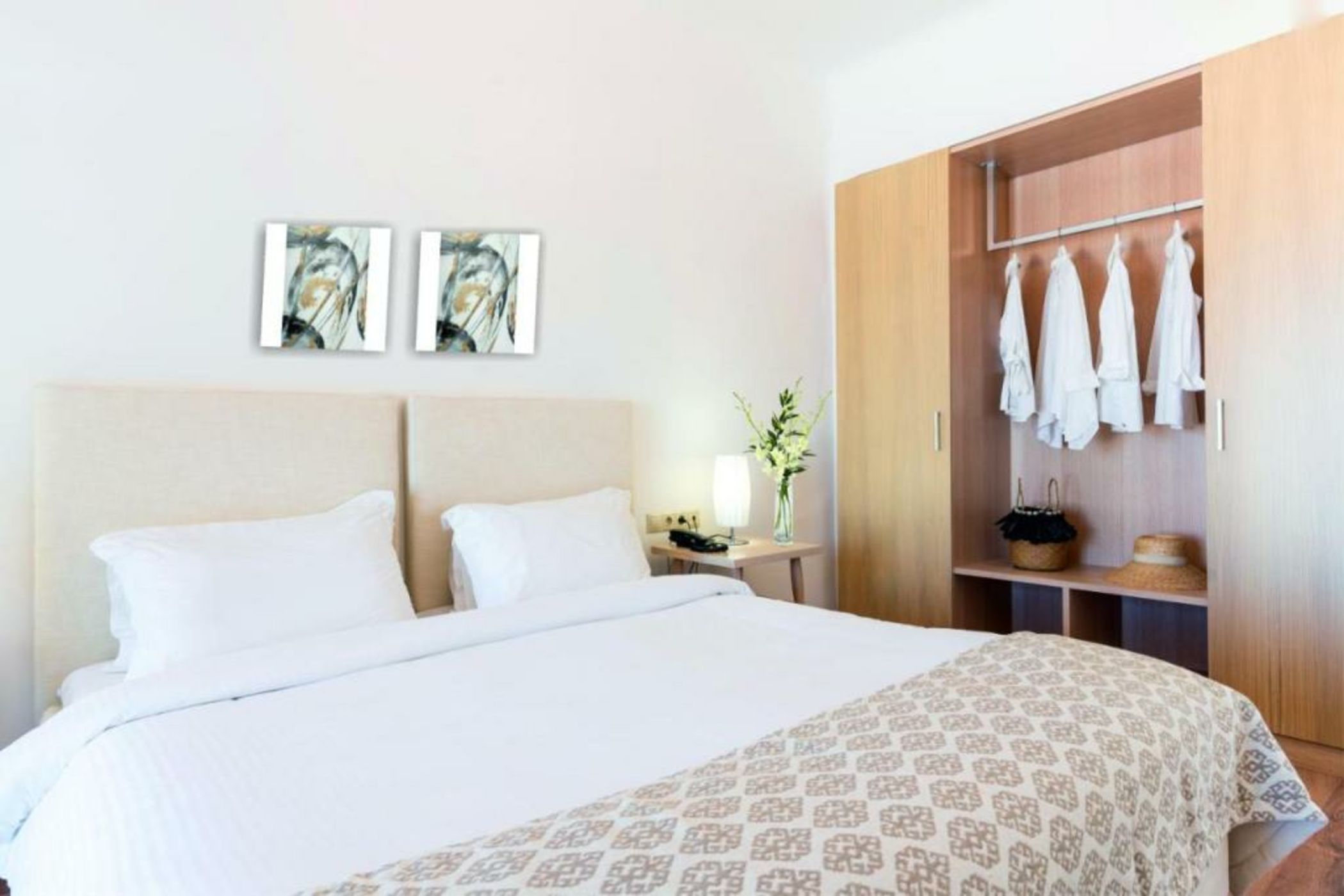 Tharroe of Mykonos Boutique Hotel