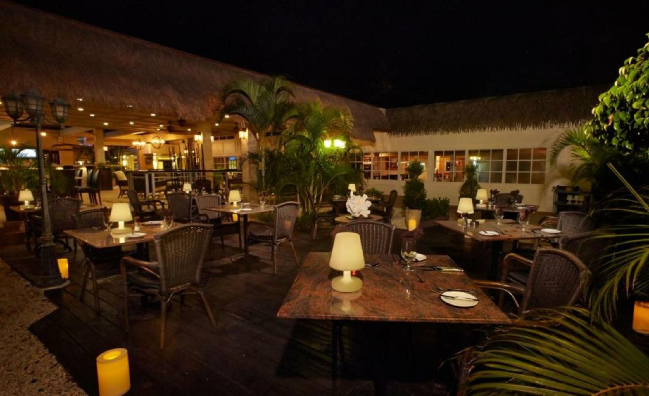 Manchebo Beach Resort and Spa