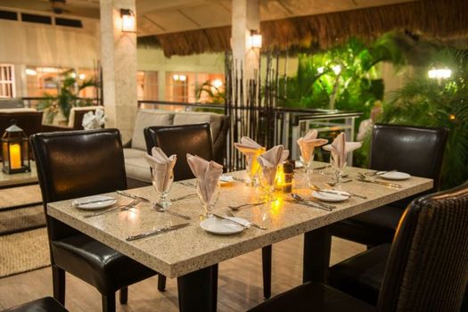 Manchebo Beach Resort and Spa