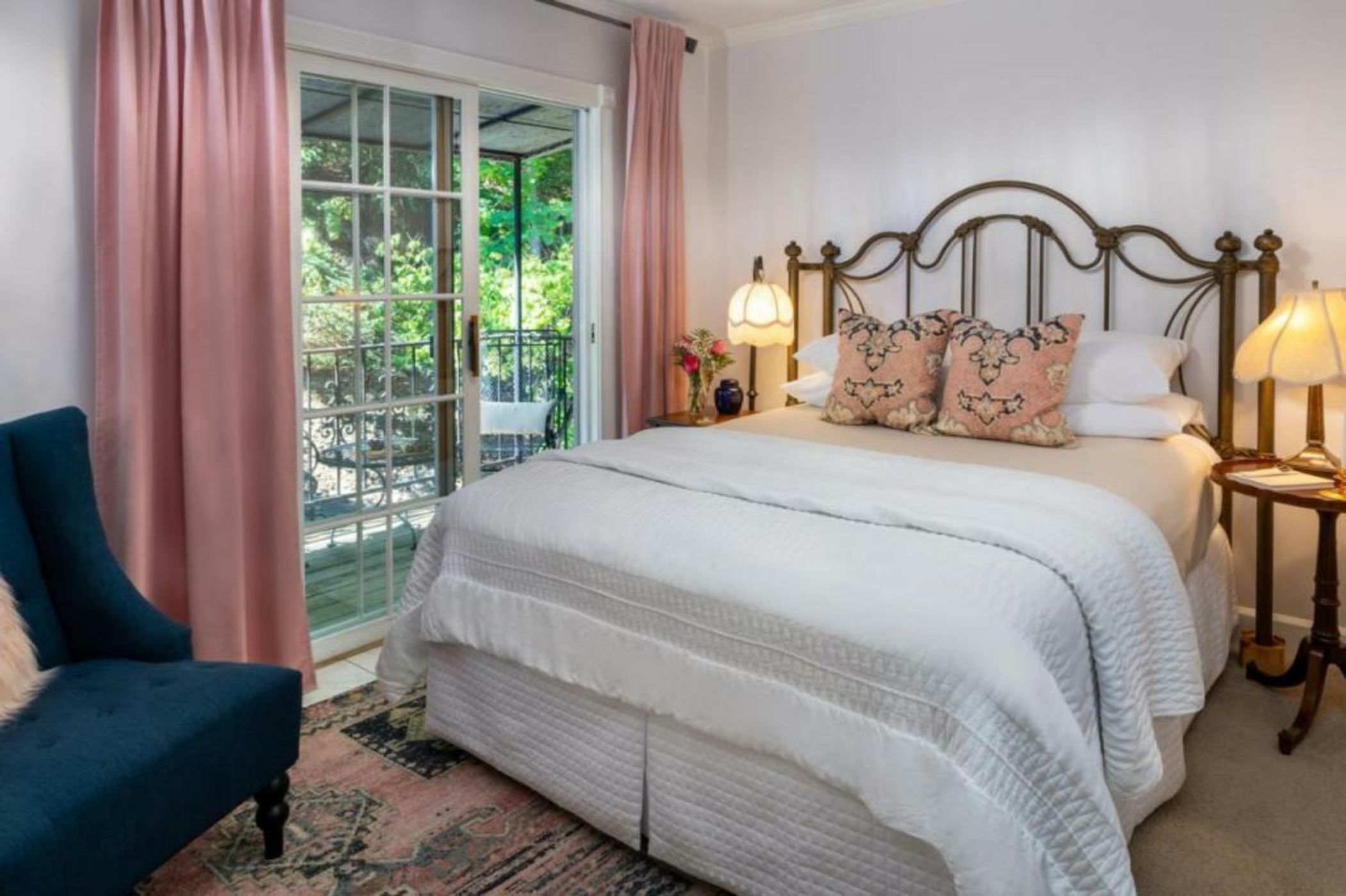 Arsenic and Old Lace Bed & Breakfast Inn