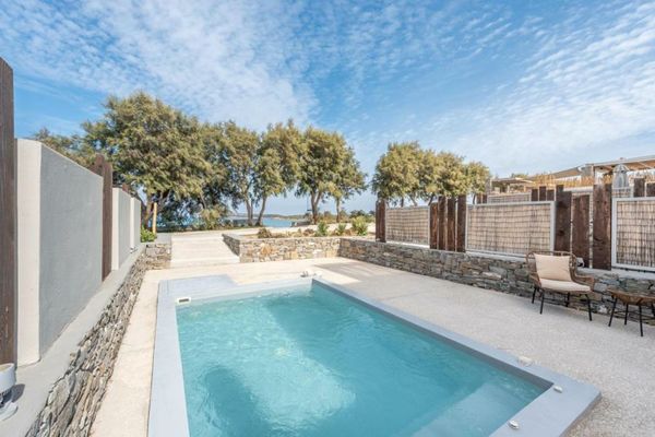 Paros Comfy Suites
