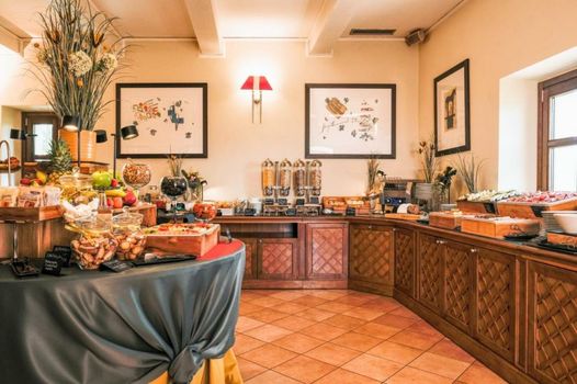 Villa Tolomei Hotel & Resort