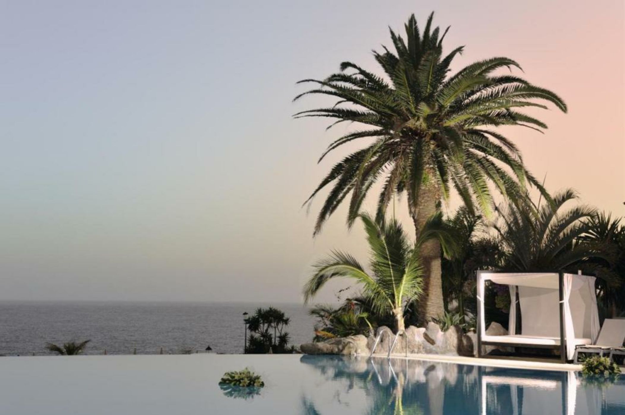 Adrián Hoteles Roca Nivaria