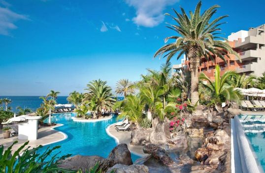 Adrián Hoteles Roca Nivaria