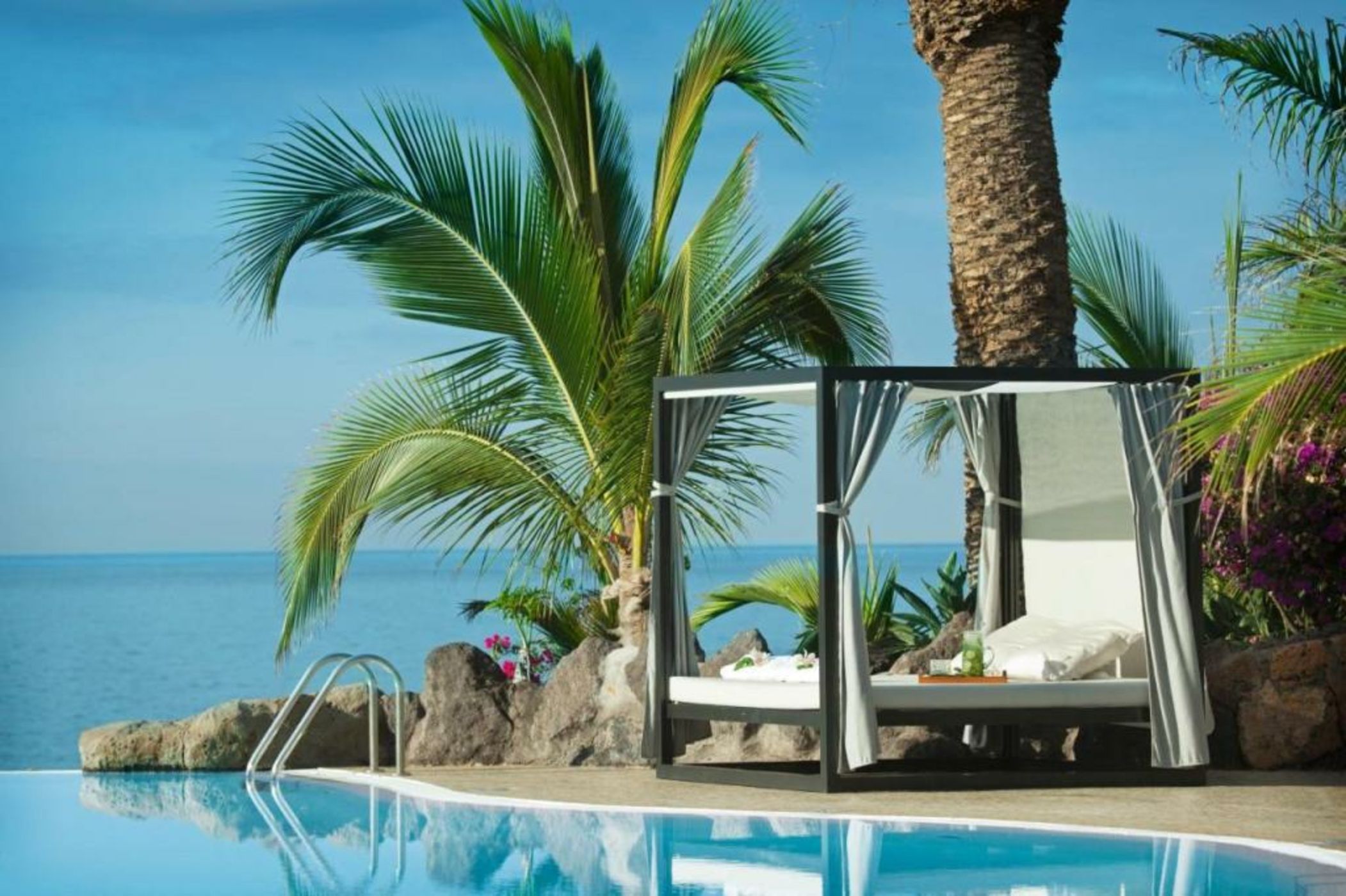 Adrián Hoteles Roca Nivaria