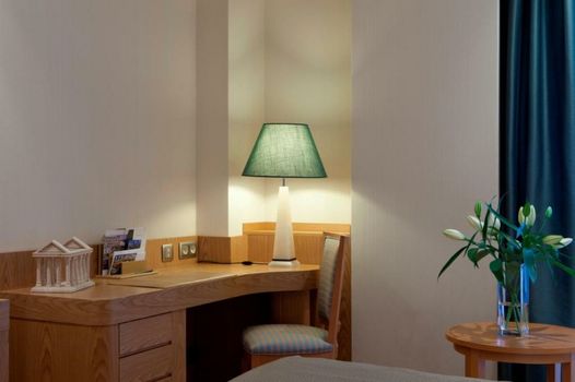 Las Arenas Balneario Resort