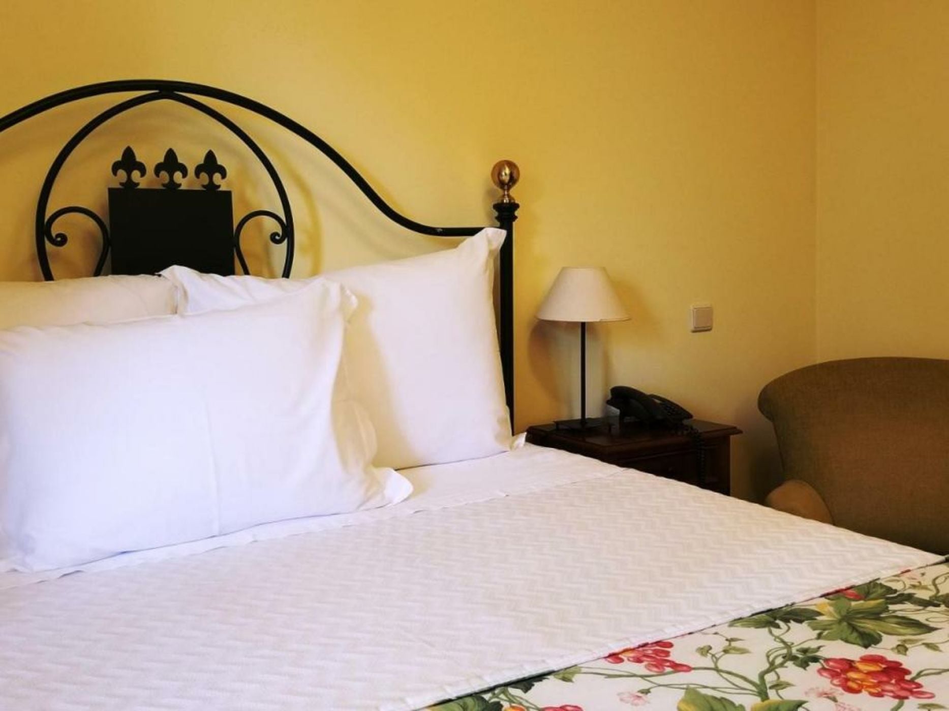 Lawrences Hotel