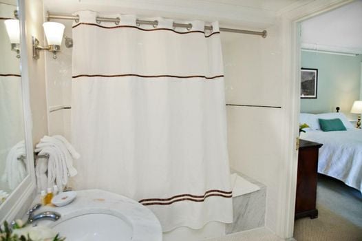 Concord's Colonial Inn