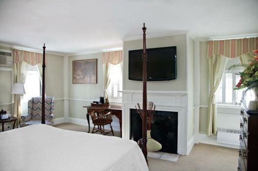 Concord's Colonial Inn