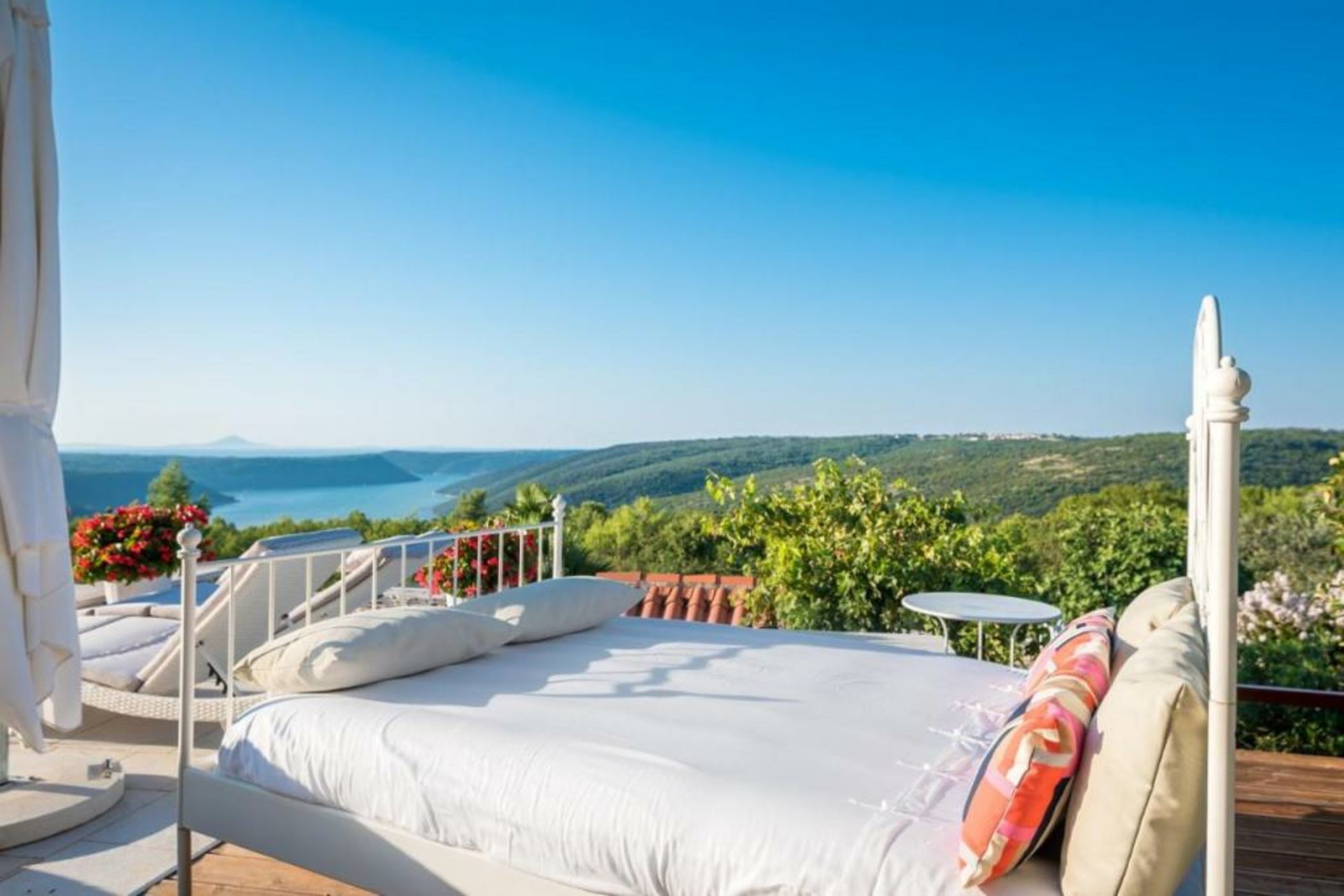 VILLA STEFANIJA small Boutique hotel&restaurant