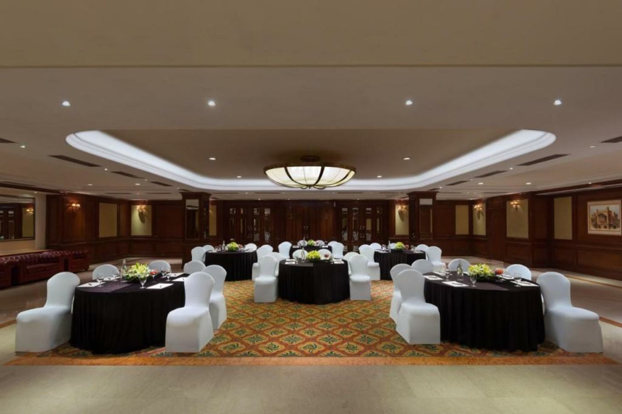 Sheraton New Delhi Hotel