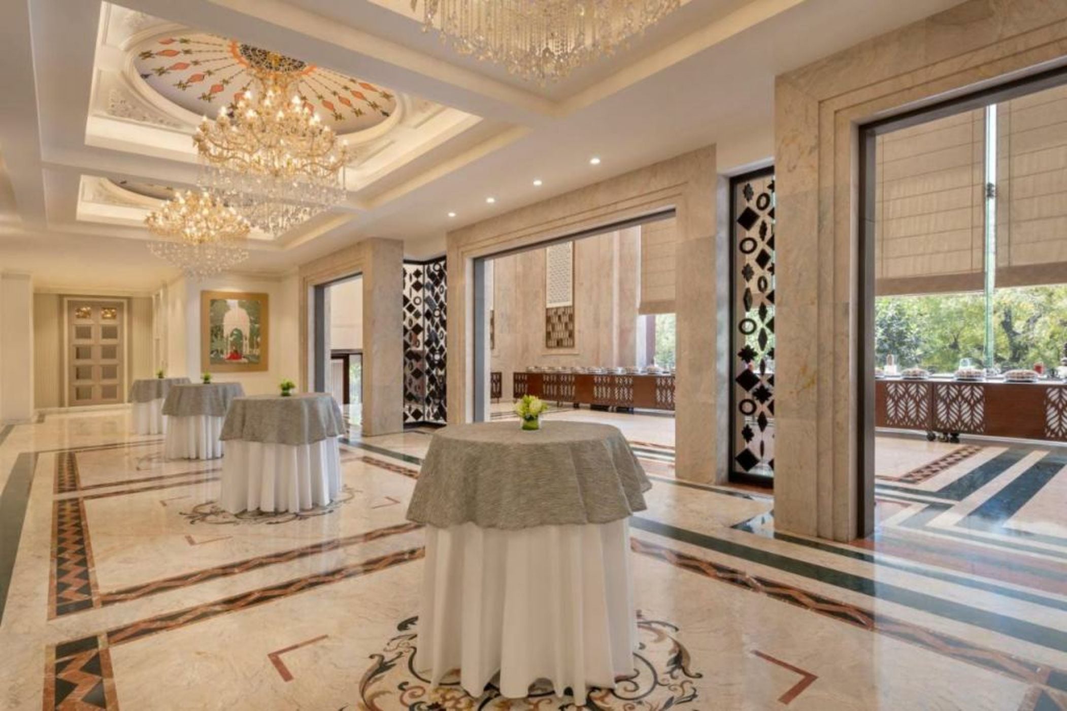 Sheraton New Delhi Hotel