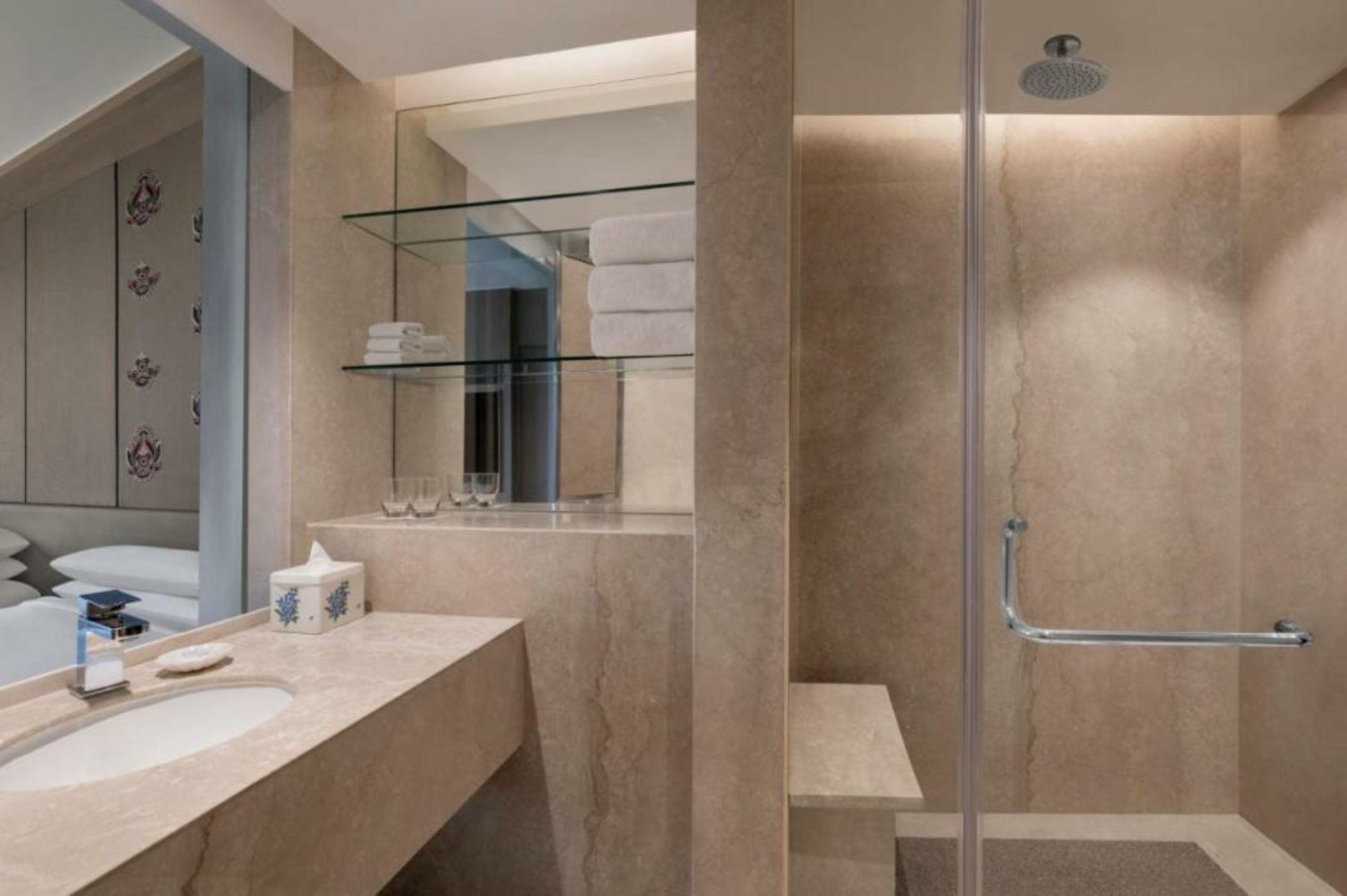 Sheraton New Delhi Hotel