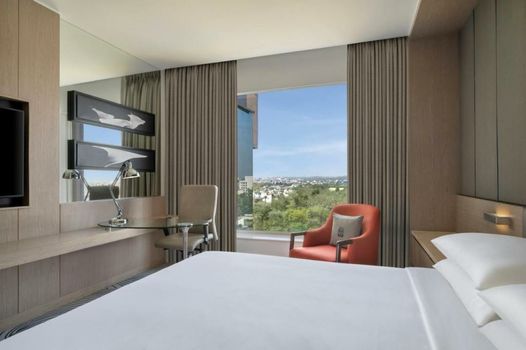 Sheraton New Delhi Hotel