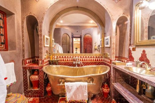 Riad Hikaya
