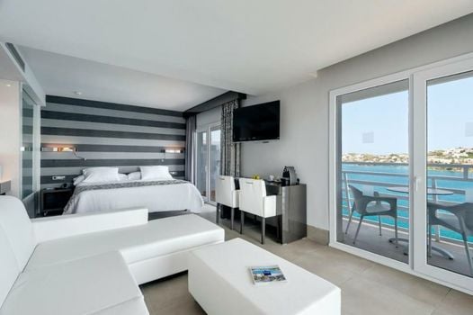 Barceló Hamilton Menorca - Adults Only