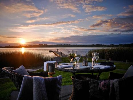 Wineport Lodge