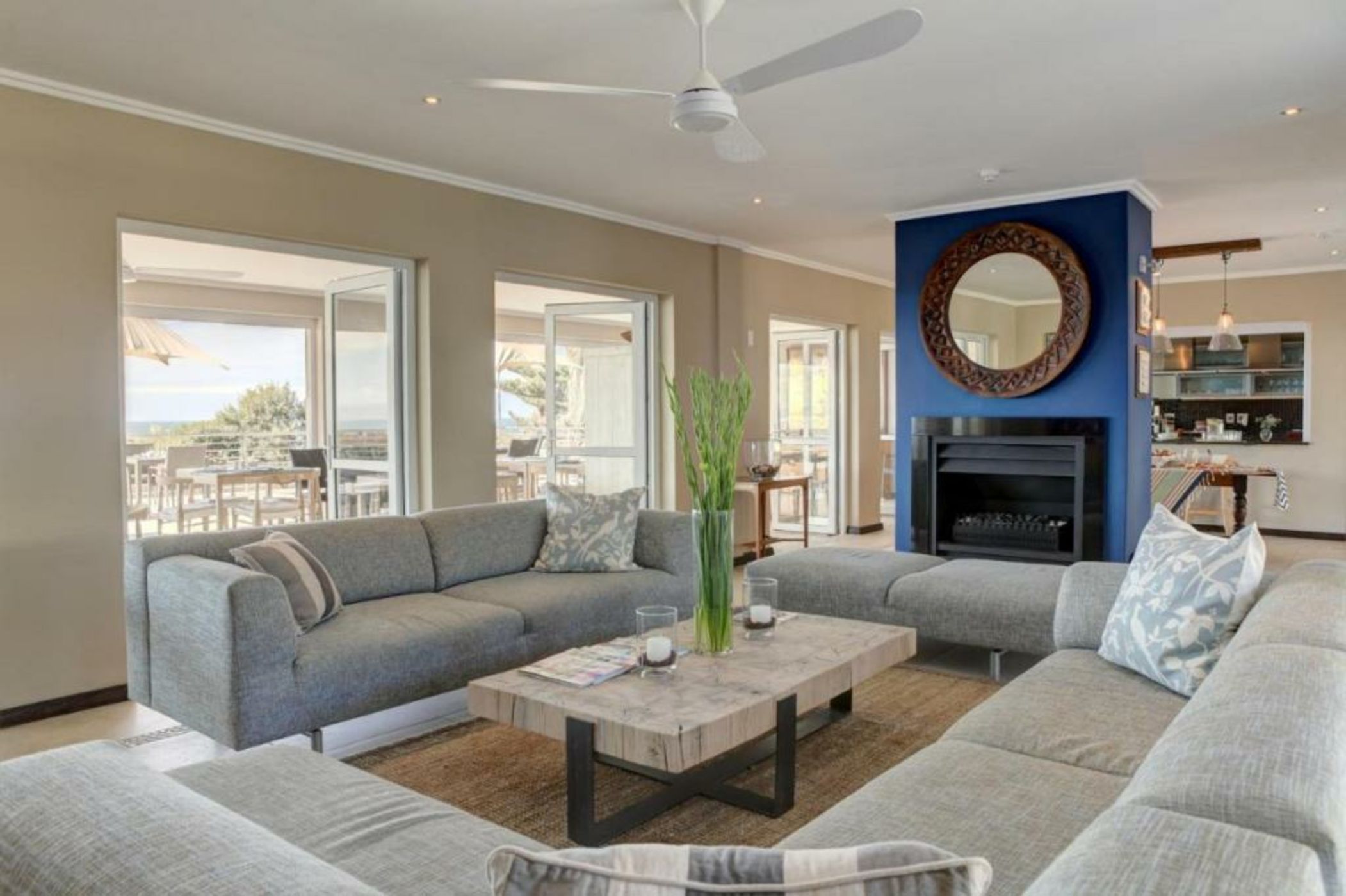 Abalone Guest Lodge