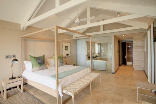 Abalone Guest Lodge