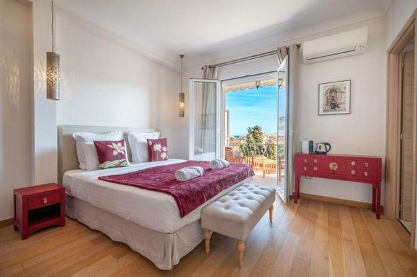 La Fabrique à Poupées - Chambres et Appartements de charme au coeur de Menton