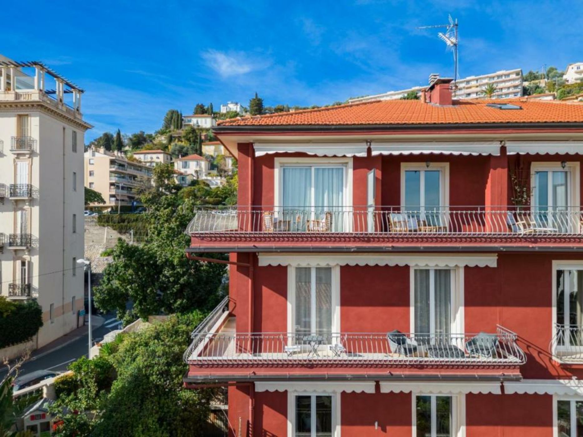 La Fabrique à Poupées - Chambres et Appartements de charme au coeur de Menton