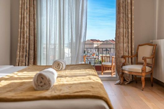 La Fabrique à Poupées - Chambres et Appartements de charme au coeur de Menton